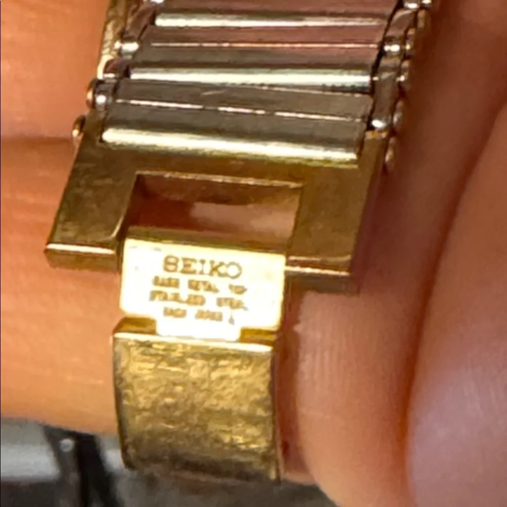 Seiko Men's Vintage Gold Tone Quartz Watch 5P30-5160 RO